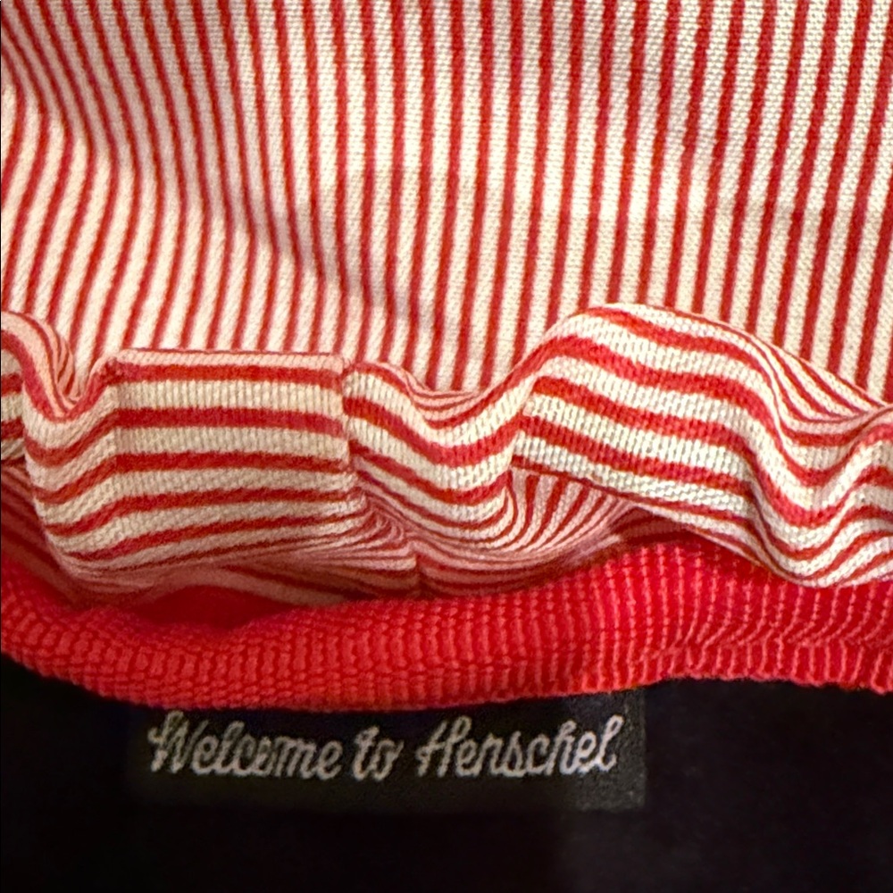 Herschel Supply Company Camo and Navy Backpack with Red Accents NEW - Picture 8 of 12
